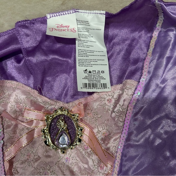 Rapunzel Kids Costume - Purple and White size medium / 7-8 - Picture 5 of 9